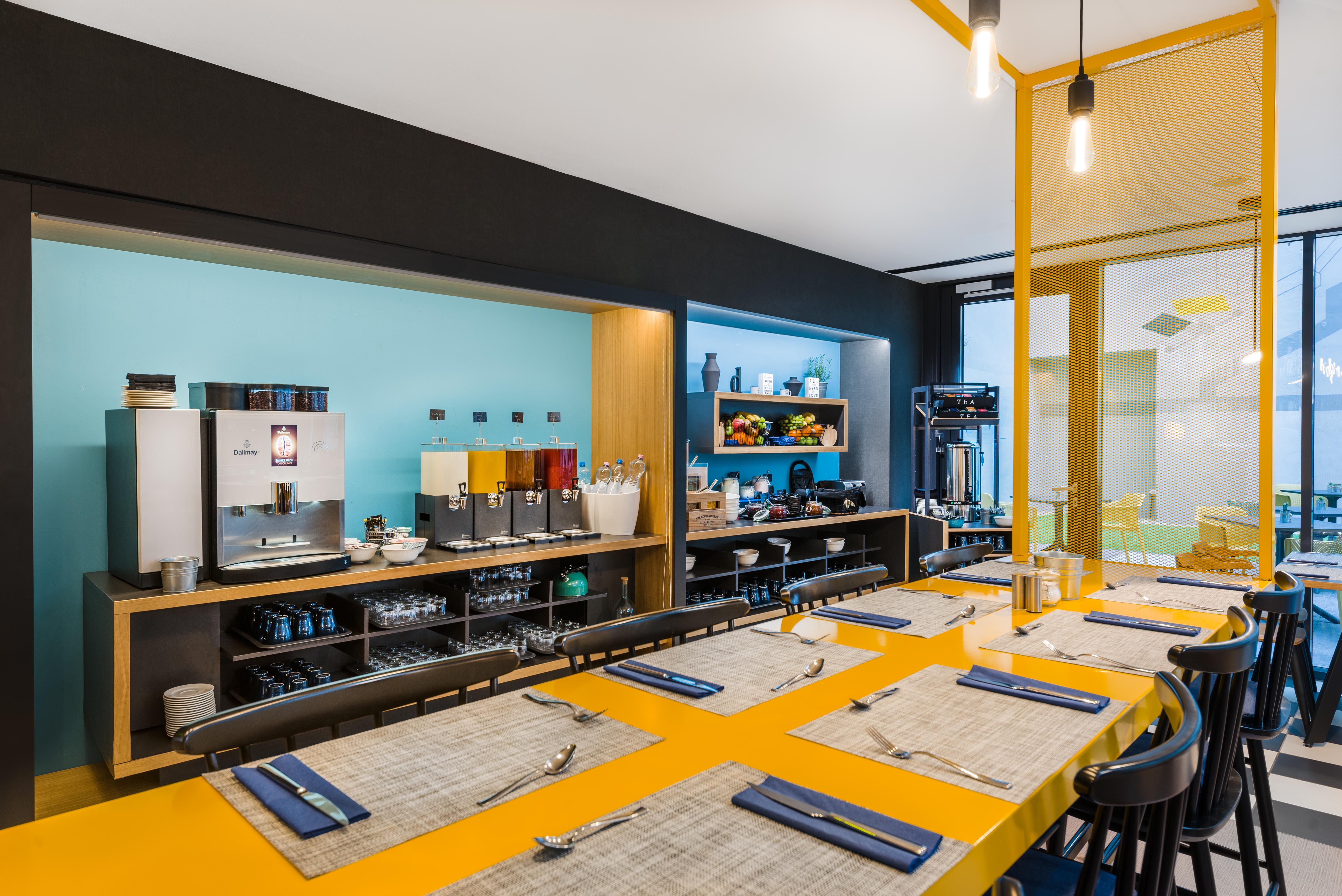 D8 Hotel Budapest Bagian luar foto
