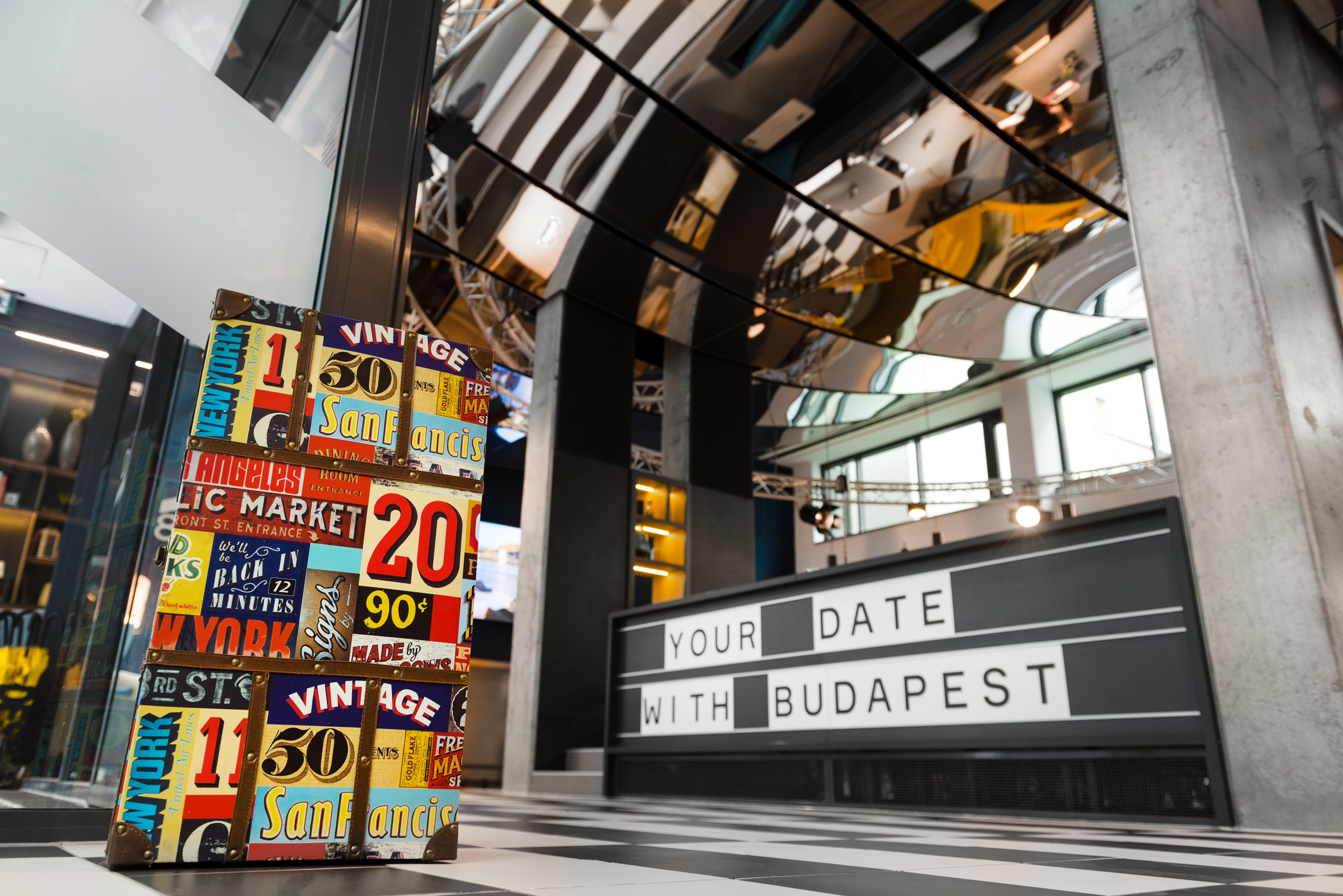 D8 Hotel Budapest Bagian luar foto