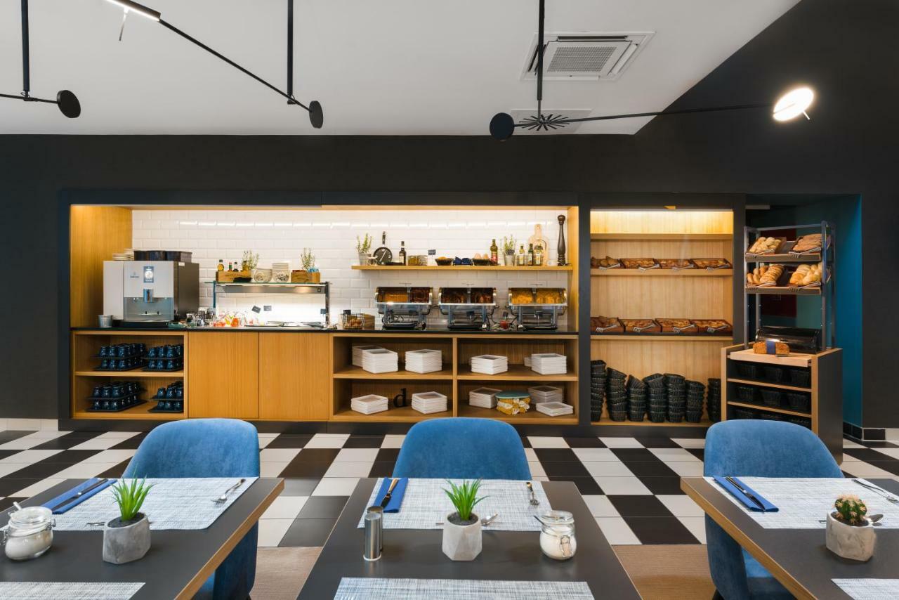 D8 Hotel Budapest Bagian luar foto