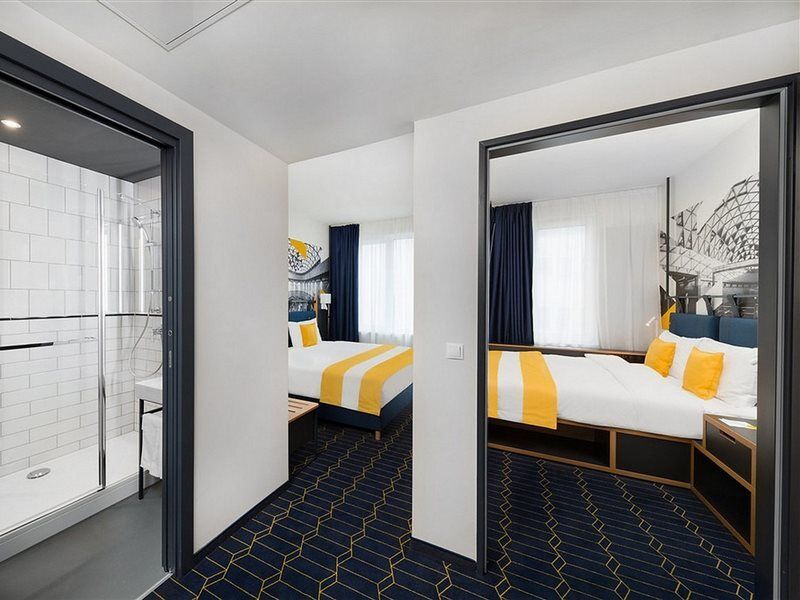 D8 Hotel Budapest Bagian luar foto